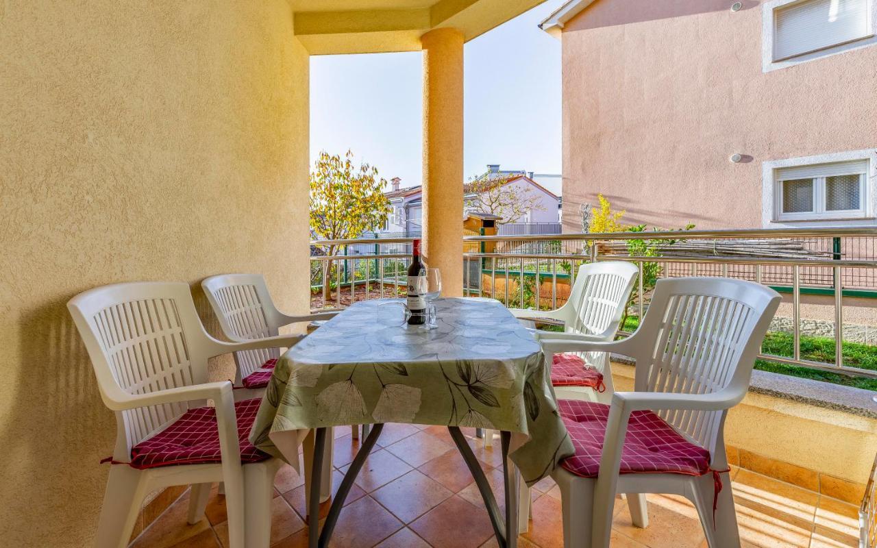 Istriensonne - Apartments Veruda Mit Grillterrasse بولا المظهر الخارجي الصورة