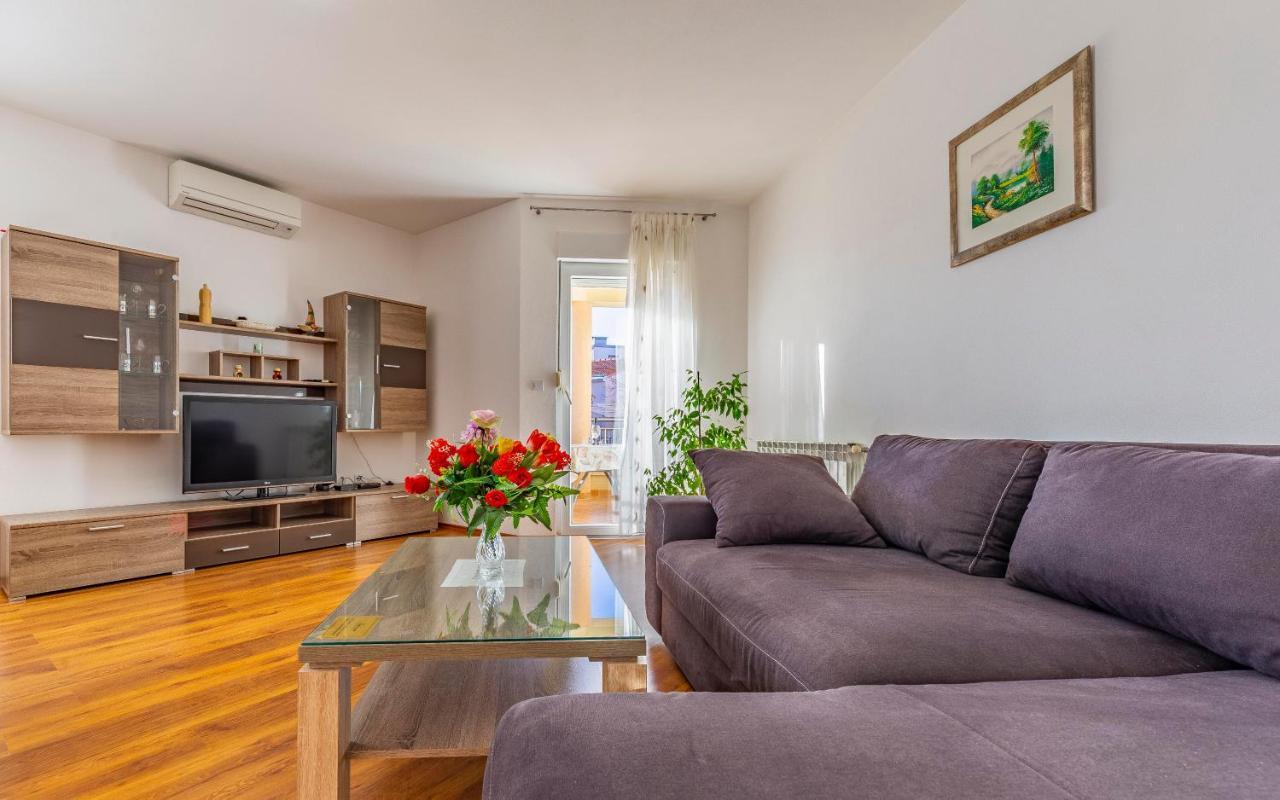 Istriensonne - Apartments Veruda Mit Grillterrasse بولا المظهر الخارجي الصورة