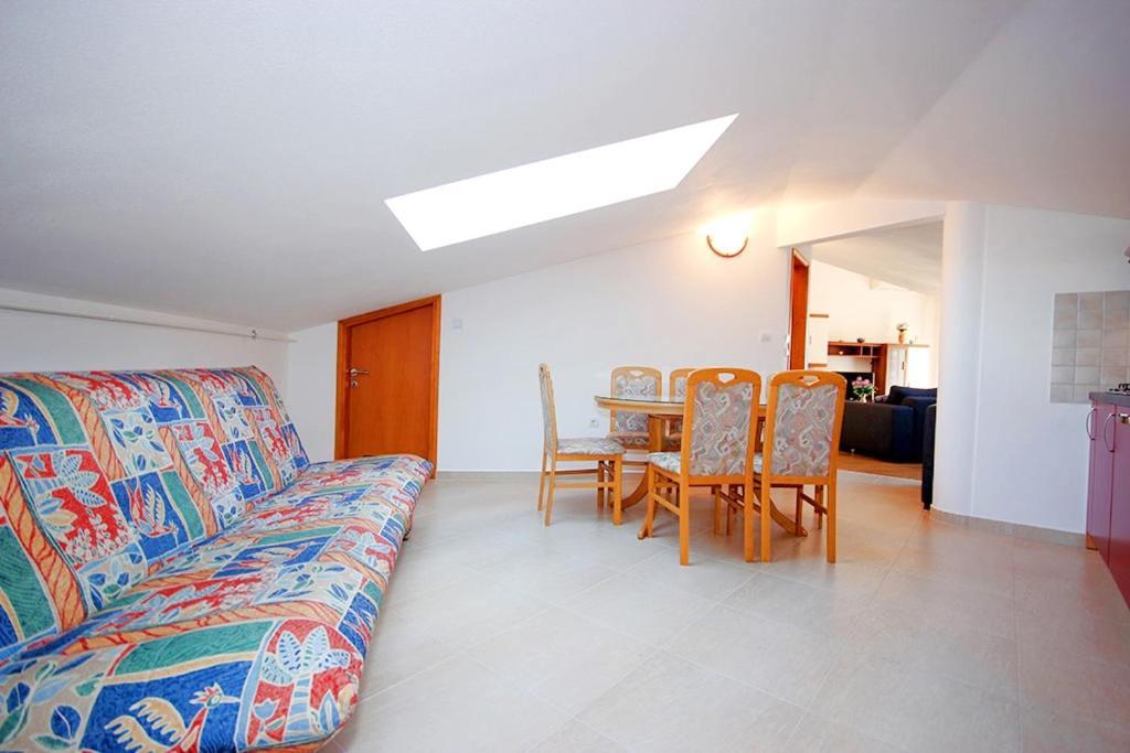 Istriensonne - Apartments Veruda Mit Grillterrasse بولا المظهر الخارجي الصورة